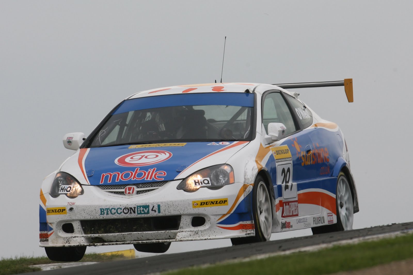 CONNECTIONS Paul O'Neill has gotta lotta bottle!