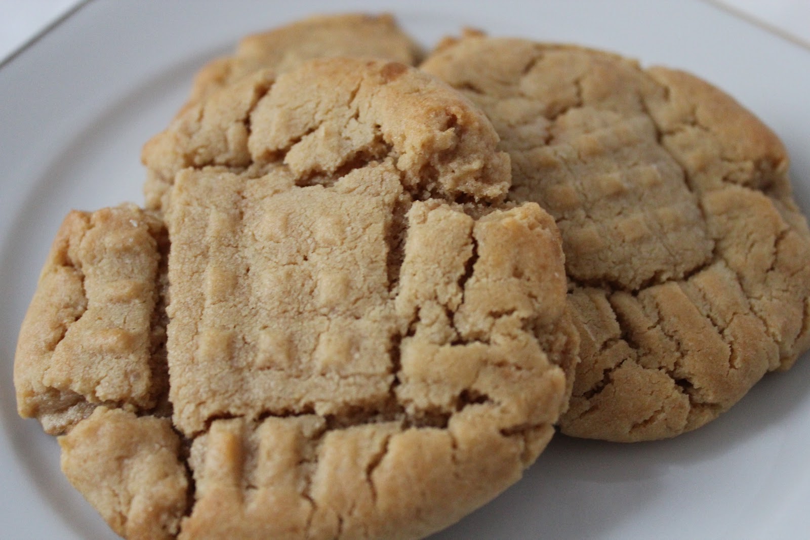  fleur du poirier crisscross peanut butter cookies // cookies
