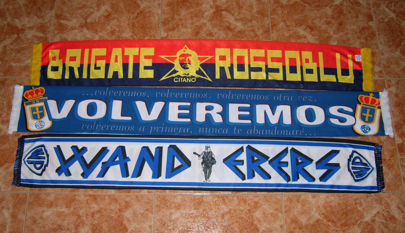 SCIARPA SCARF BUFANDA ULTRAS ULTRA CURVA SUD MILANO BANDITI MILAN EUR 80,00 - ES