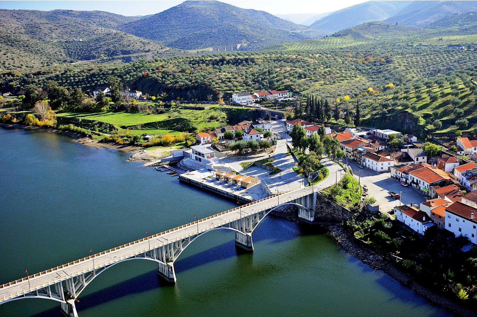 [D5K_I212_15x21.jpg]