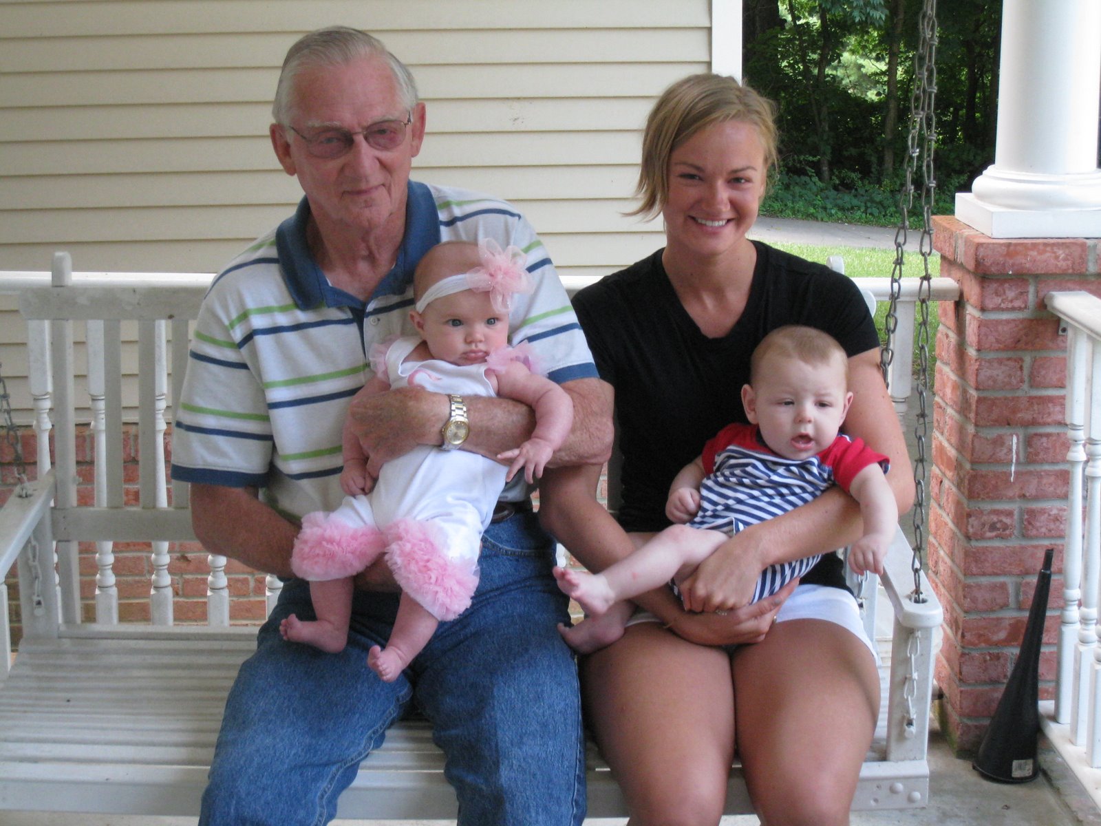 [Ebby+Lee+4+9+09+104.JPG]