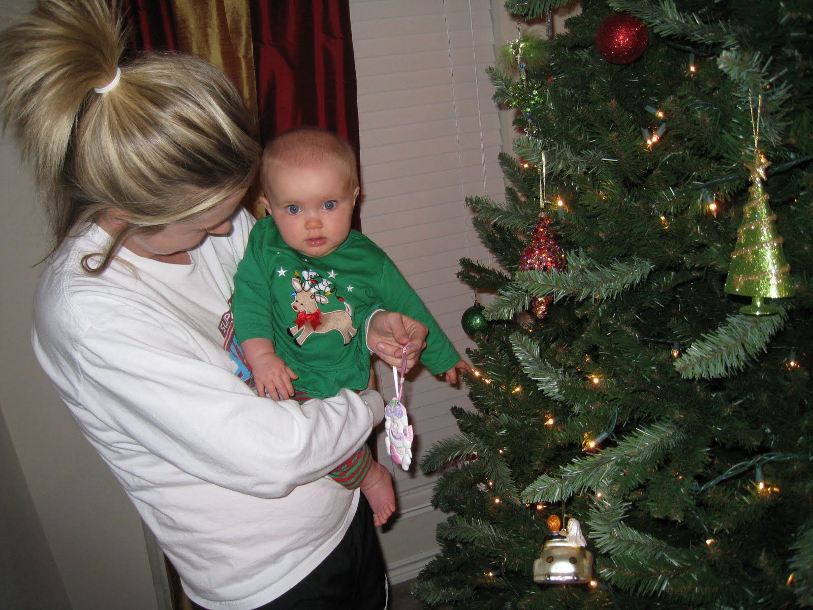 [December+8,+2009+531.JPG]