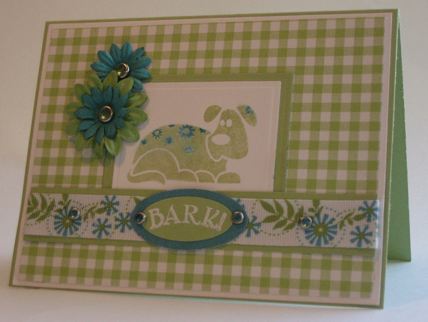 [Green+flowers+bark.jpg]