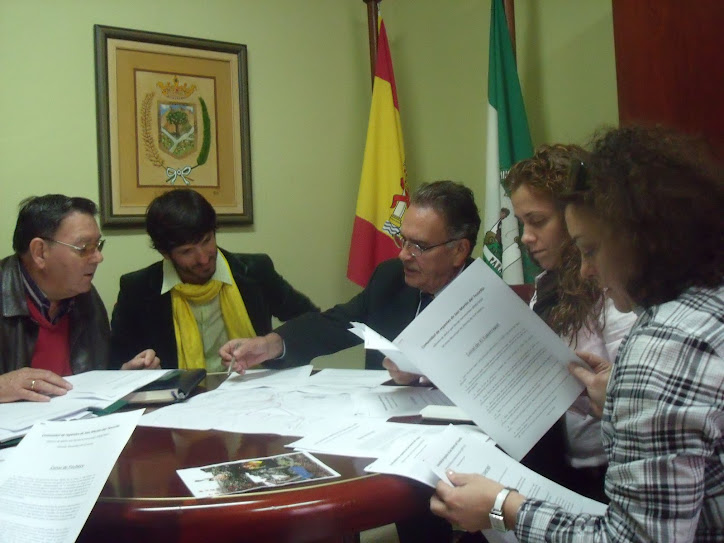 LA JUNTA DE GOBIERNO DE LA CCRR SE REUNE CON LOS ALCALDES DE SAN ROQUE, CASARES,TES. Y SECADERO