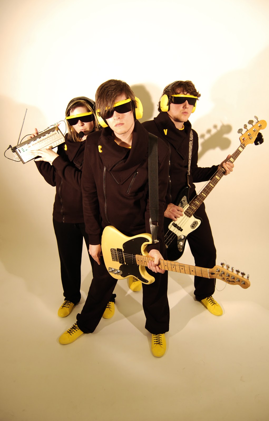 Super Cute Voices talk DIY Costumes, Toys and Underground Lakes!
