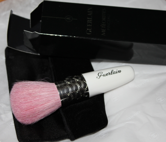 Guerlain Meteorites Brush The NonBlonde