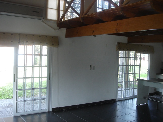 CHALET EN BARRIO CERRADO: HERMOSA CASA EN BARRIO CERRADO DE PASO DEL REY