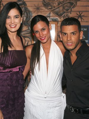 http://1.bp.blogspot.com/_TD3LKNM7IqY/S2GOzvvP9hI/AAAAAAAAA8A/aSUZr7UwHpw/s1600/FOTO-Salvador-NATPE-Jan.2510-066.jpg