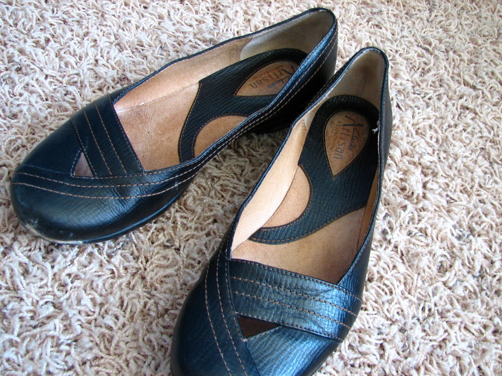 clarks flats size 5