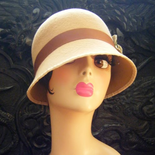 [angelina_hat_front.jpg]