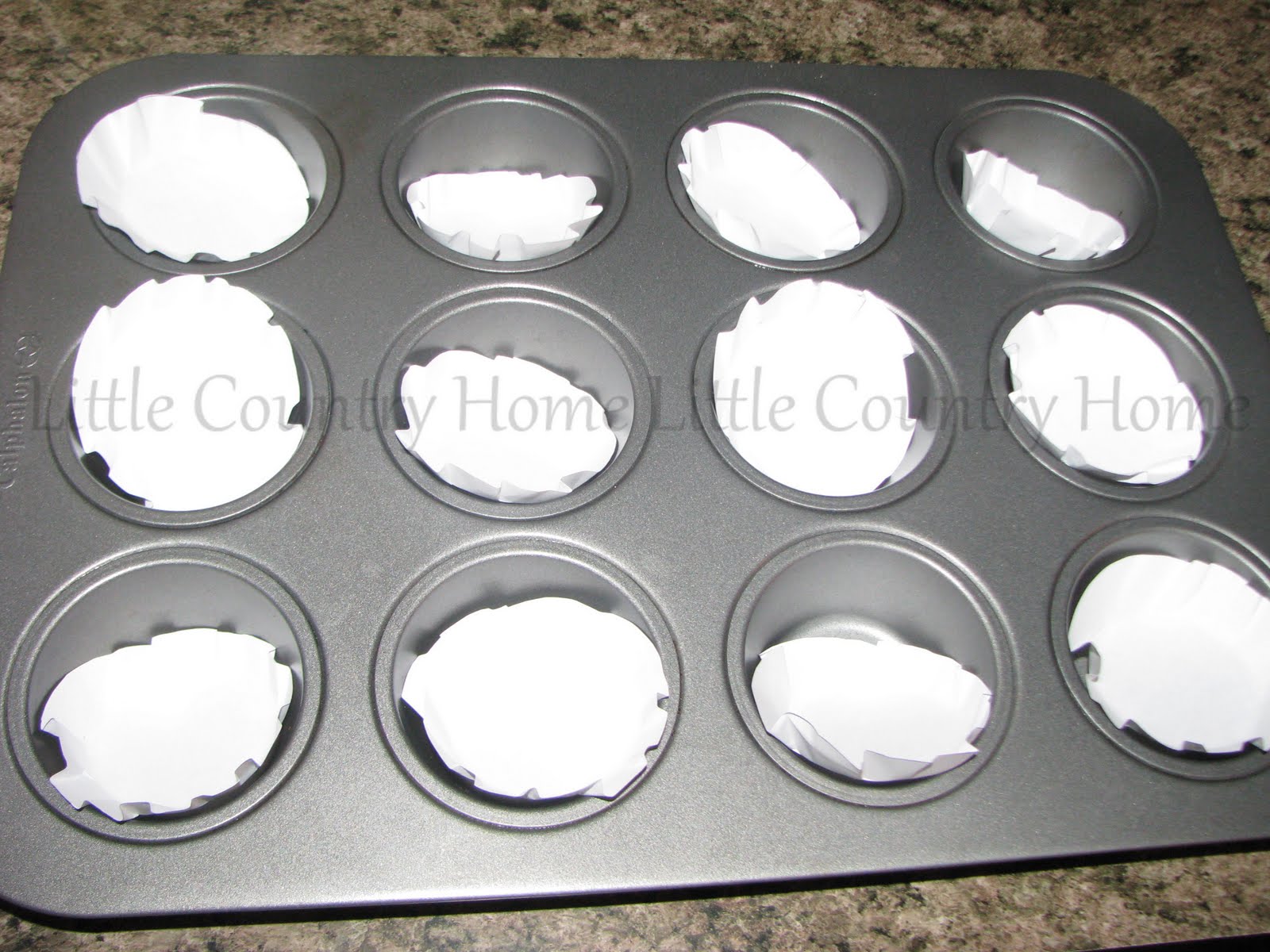 Little Country Home How to Make Homemade Cupcake Liners
