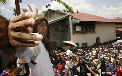 crucification in Philippines