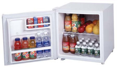[summit-freezerless-refrigerator-compact-ffar2l-b912.jpg]