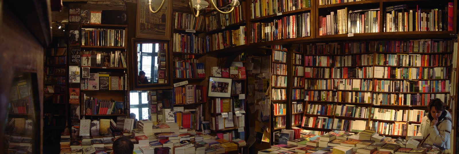 [03_Shakespeare_and_Company.jpg]