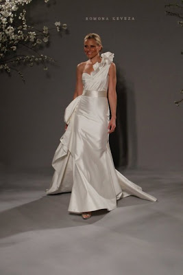 Vestido de novia elegante blanco