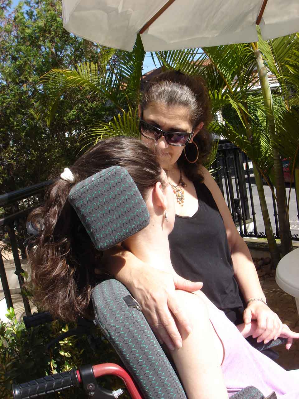 [Flavia-Odele-ago-2009.jpg]