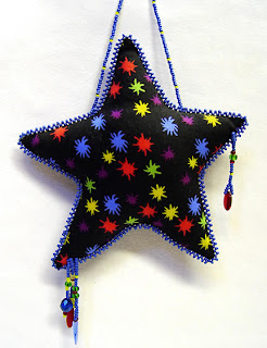beaded star by Kathy Hinkle, photo by Robin Atkins
