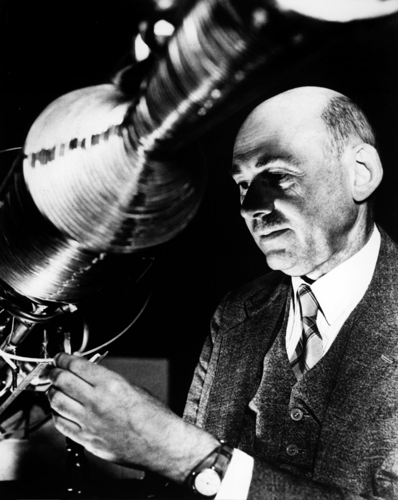 [space_robert_goddard.jpg]