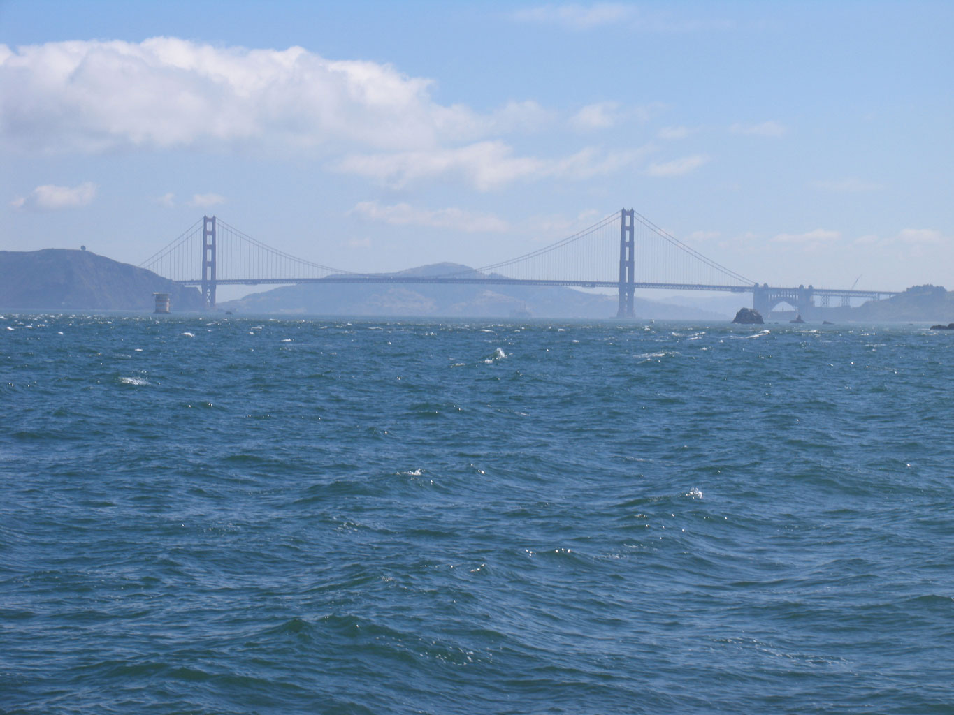 [golden_gate_bridge_2.jpg]