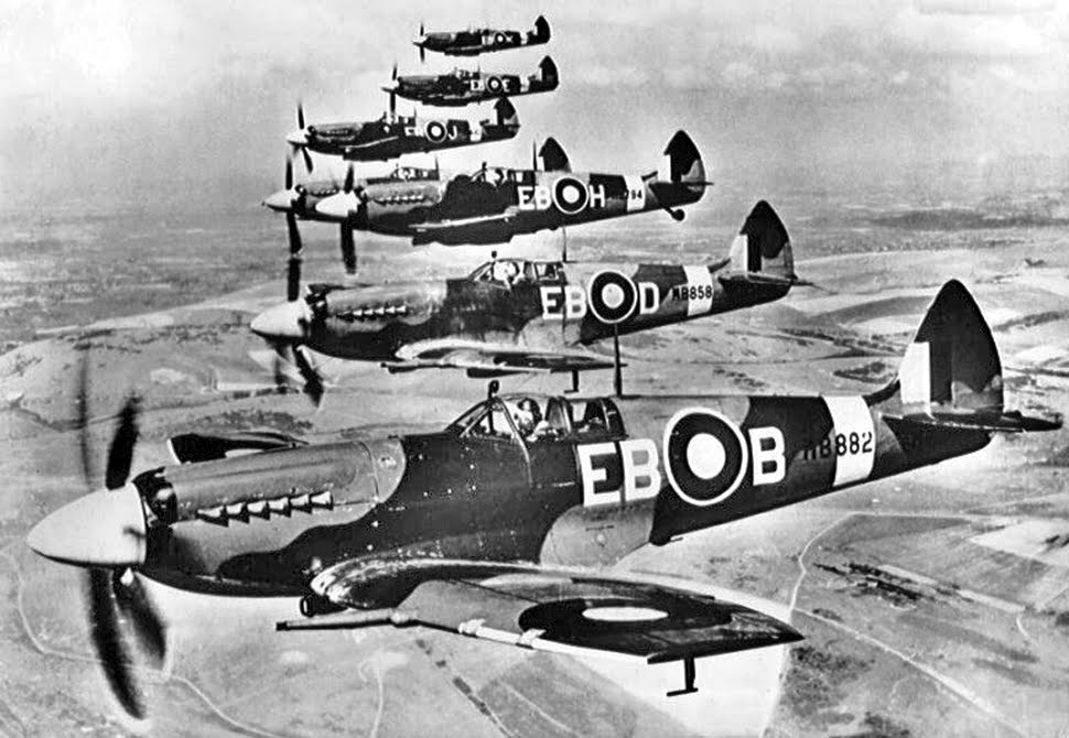 [supermarine_spitfire_2.jpg]
