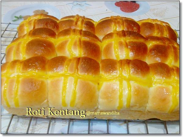 Dari Dapur MaDiHaA: Roti Kentang/ Potato Bread