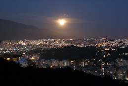 A lua nasce no Ávila
