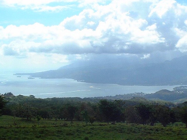 Panorama sur Tahiti depuis la Presqu'île