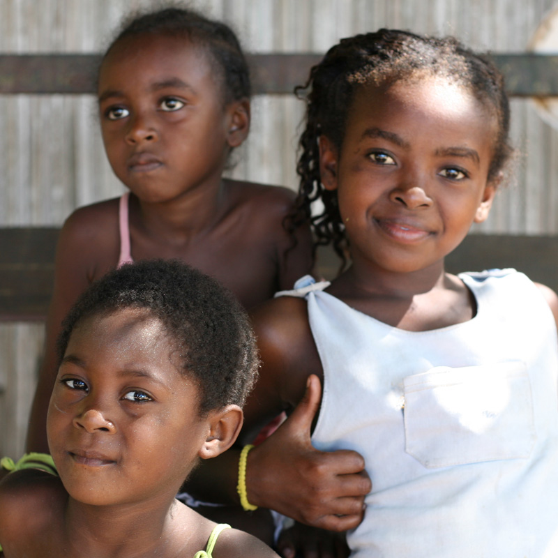 Житель северной африки 6 букв. Малагасийцы. Малагаси раса. Малагасийцы внешность. Мадагаскарские дети.