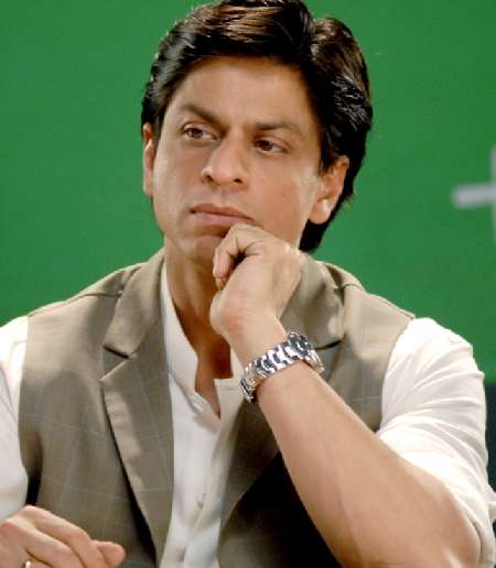 latest wallpapers of shahrukh khan. Not only Shahrukh Khan but his