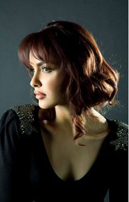 Shazahn Padamsee Estetica 2010 Scans