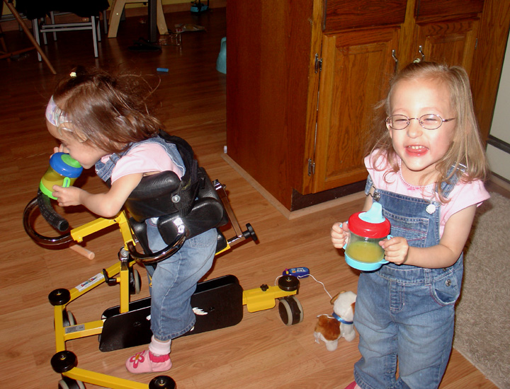 [2007.05.18DrinkingJuice.jpg]