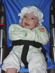 [2005.4.21EdenUmbrellaStroller.jpg]