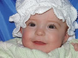 [2005.4.21EdenWhiteHat.jpg]