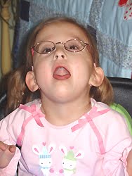 [2007.01.04HollandSillyFace.jpg]