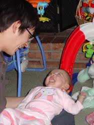 [2005.04.28EdenLaughingatDaddy.jpg]