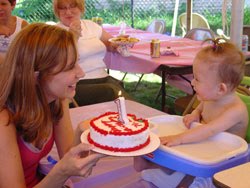 [2005.07.31HollandSmilingatMom.jpg]