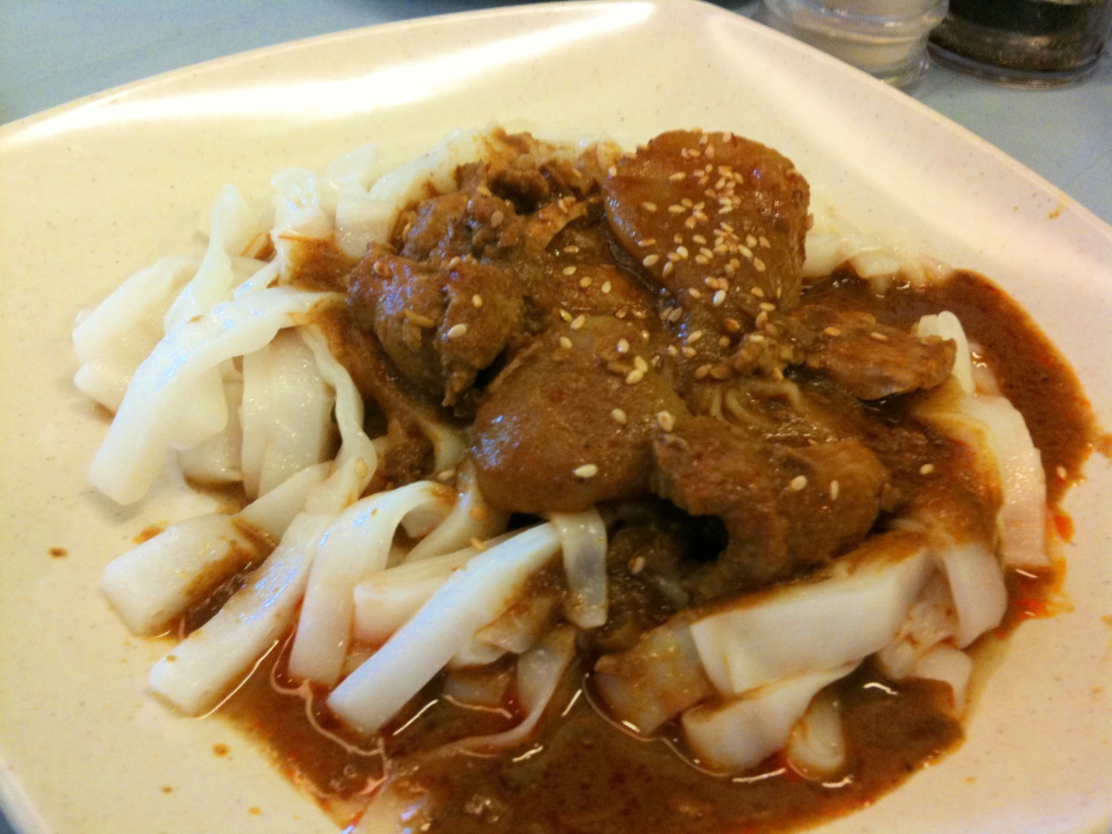 thule food quest Hon Kee Restaurant Jalan SS21/1A Damansara Utama PJ