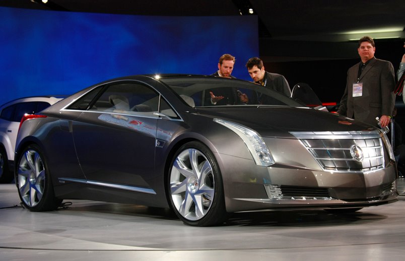 [08-Cadillac-Converj-Concept-Detroit.jpg]