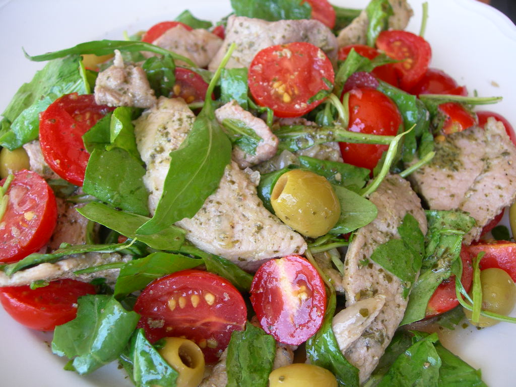 Pasqualina in cucina: Straccetti al pesto, rucola e pomodorini Pasqualina in cucina: Straccetti al pesto, rucola e pomodorini