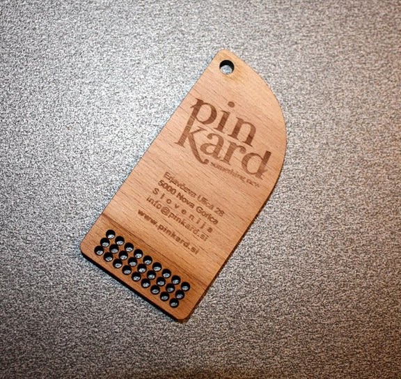 Biglietti da visita. Pinkograf crea l'eccellenza biglietti da visita