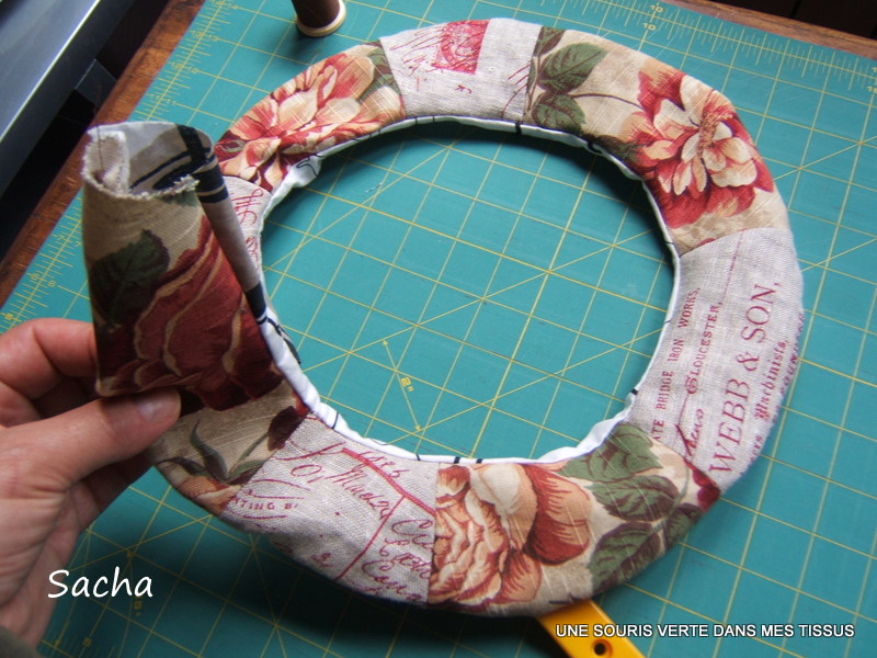 Une souris verte dans mes tissus ( blog créations patchwork ): Couronne