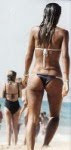 Carolina Patrocínio arrasa em bikini