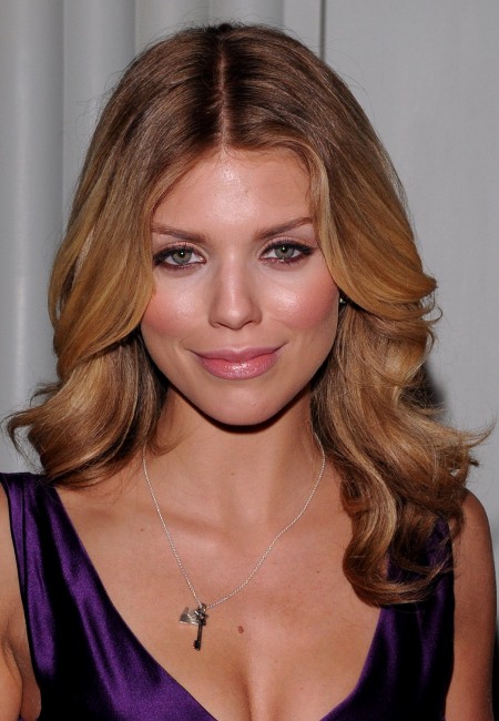 Long Center Part Hairstyles, Long Hairstyle 2011, Hairstyle 2011, New Long Hairstyle 2011, Celebrity Long Hairstyles 2058