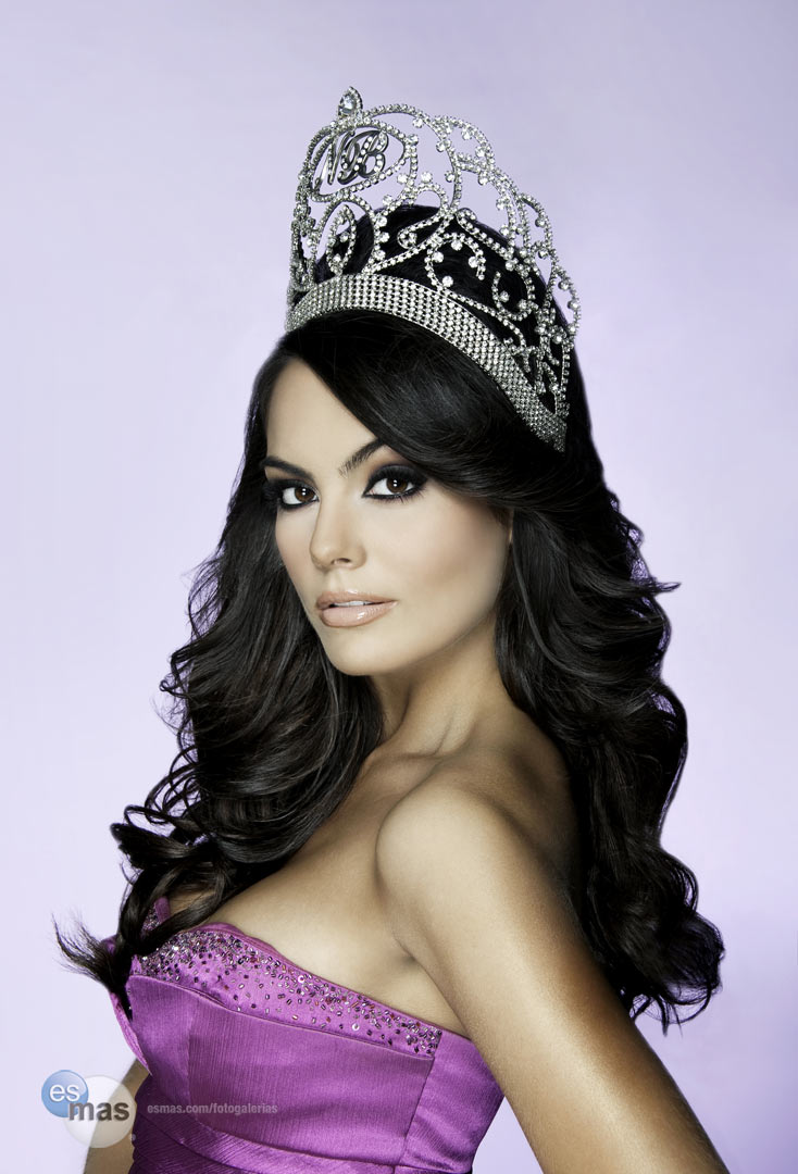 Miss Universe 2010 Jimena Navarrete Latest hot and Sexy 