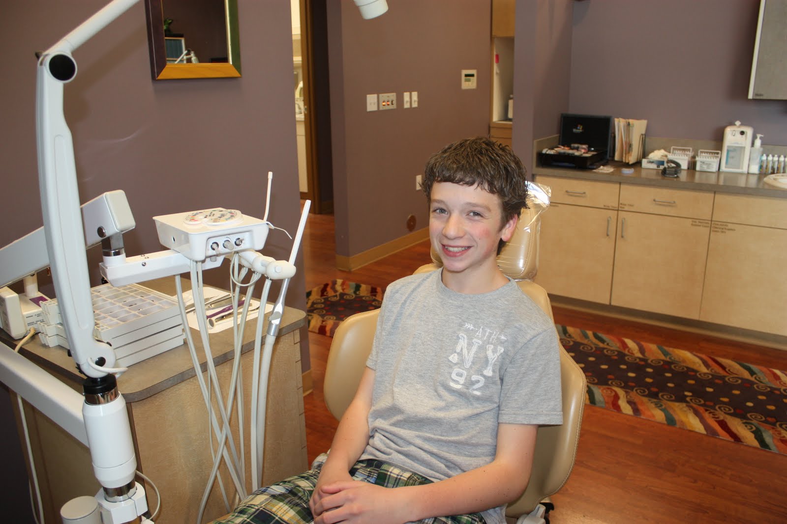 Lake Literature Brace Face