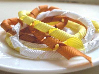 [curled_ribbon.jpg]
