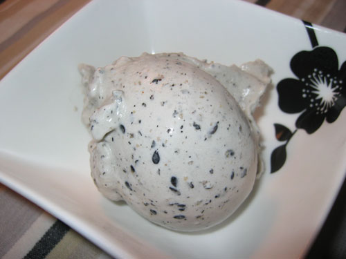 Black+Sesame+Ice+Cream.jpg