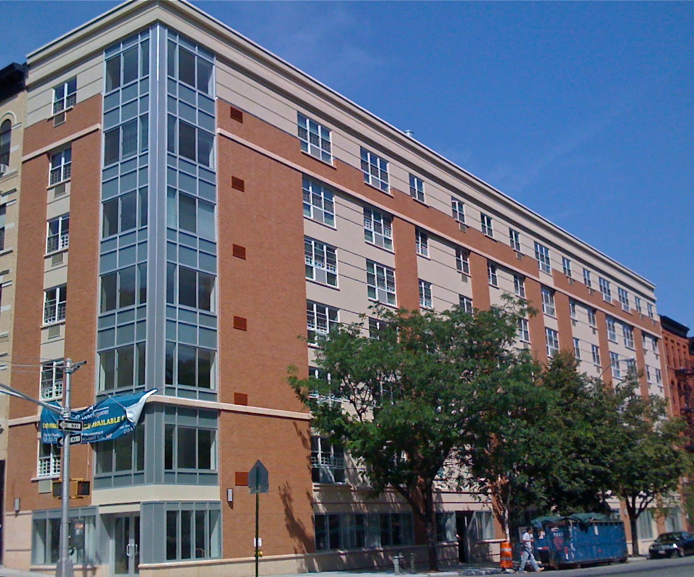 H A R L E M + B E S P O K E ☞ REVIVE East Harlem Colon Plaza Set to Lease