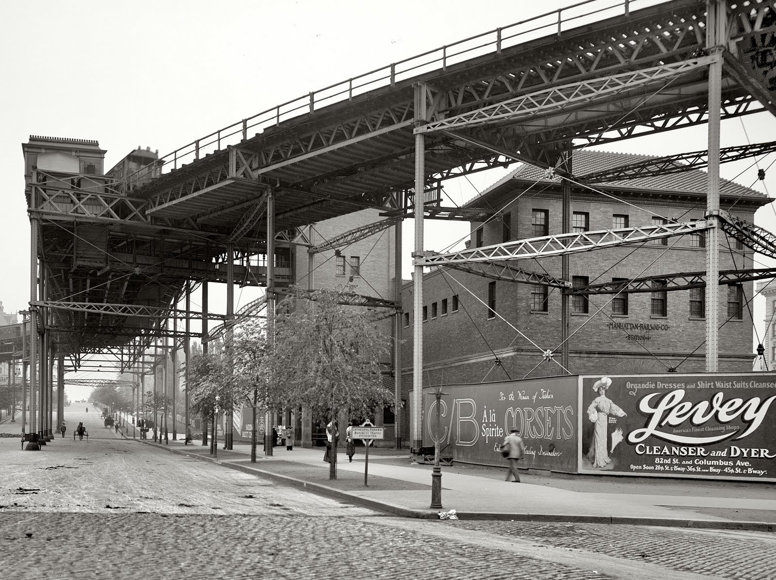 H A R L E M + B E S P O K E: ☞ REMEMBER: The Elevated 110th Street Station