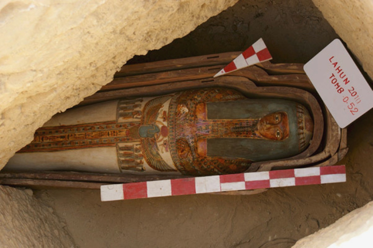 PaleoAnthropo Descubren una colección de 45 tumbas faraónicas en buen